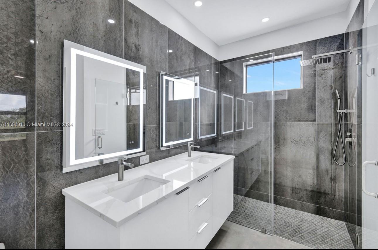 SOUTHWOOD - Residential