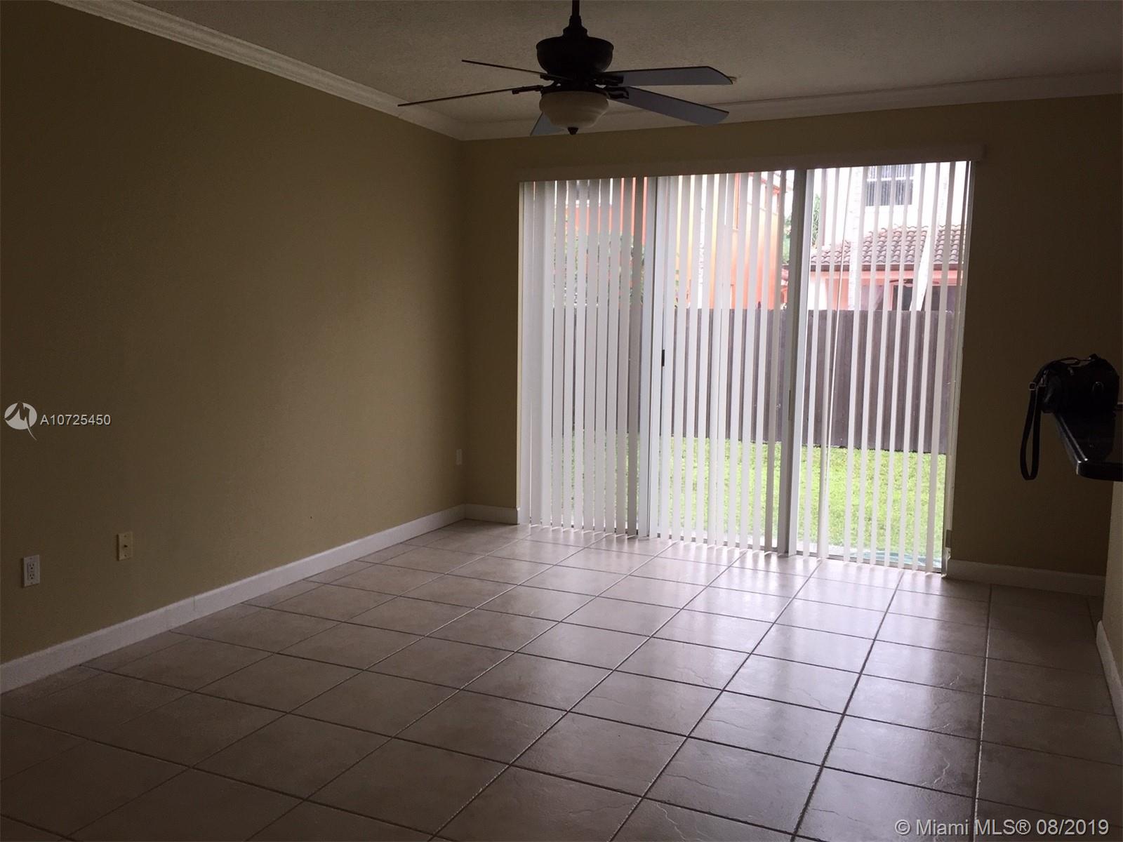 KENDALL COUNTRY ESTATES - Residential Lease