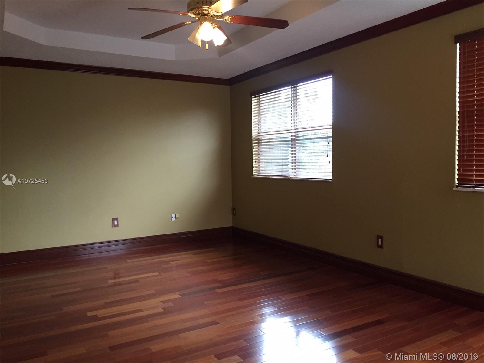 KENDALL COUNTRY ESTATES - Residential Lease