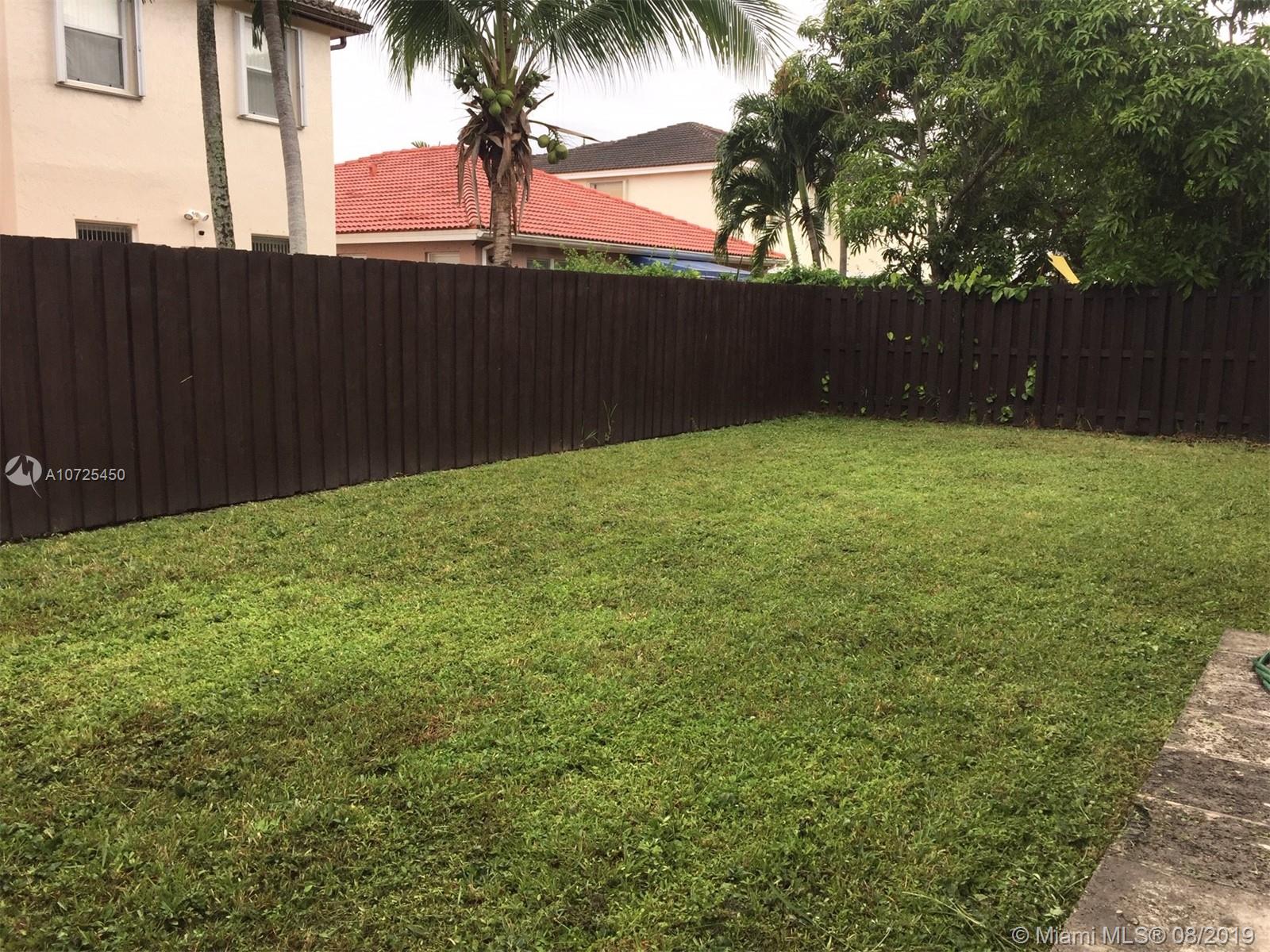 KENDALL COUNTRY ESTATES - Residential Lease