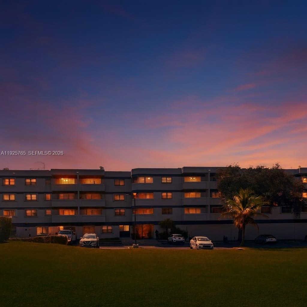 BAPTIST TOWERS CONDO - Residential