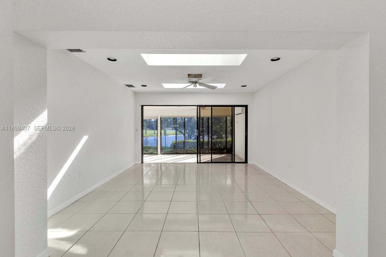 GLADES OF BOCA LAGO CONDO - Residential
