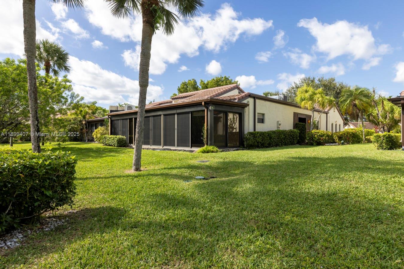 GLADES OF BOCA LAGO CONDO - Residential