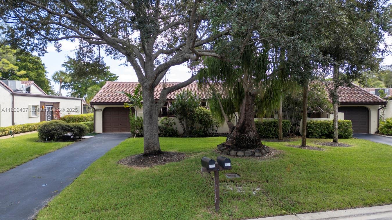 GLADES OF BOCA LAGO CONDO - Residential