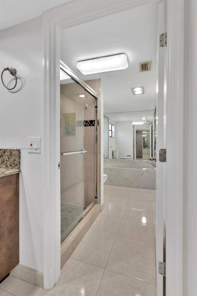 GLADES OF BOCA LAGO CONDO - Residential