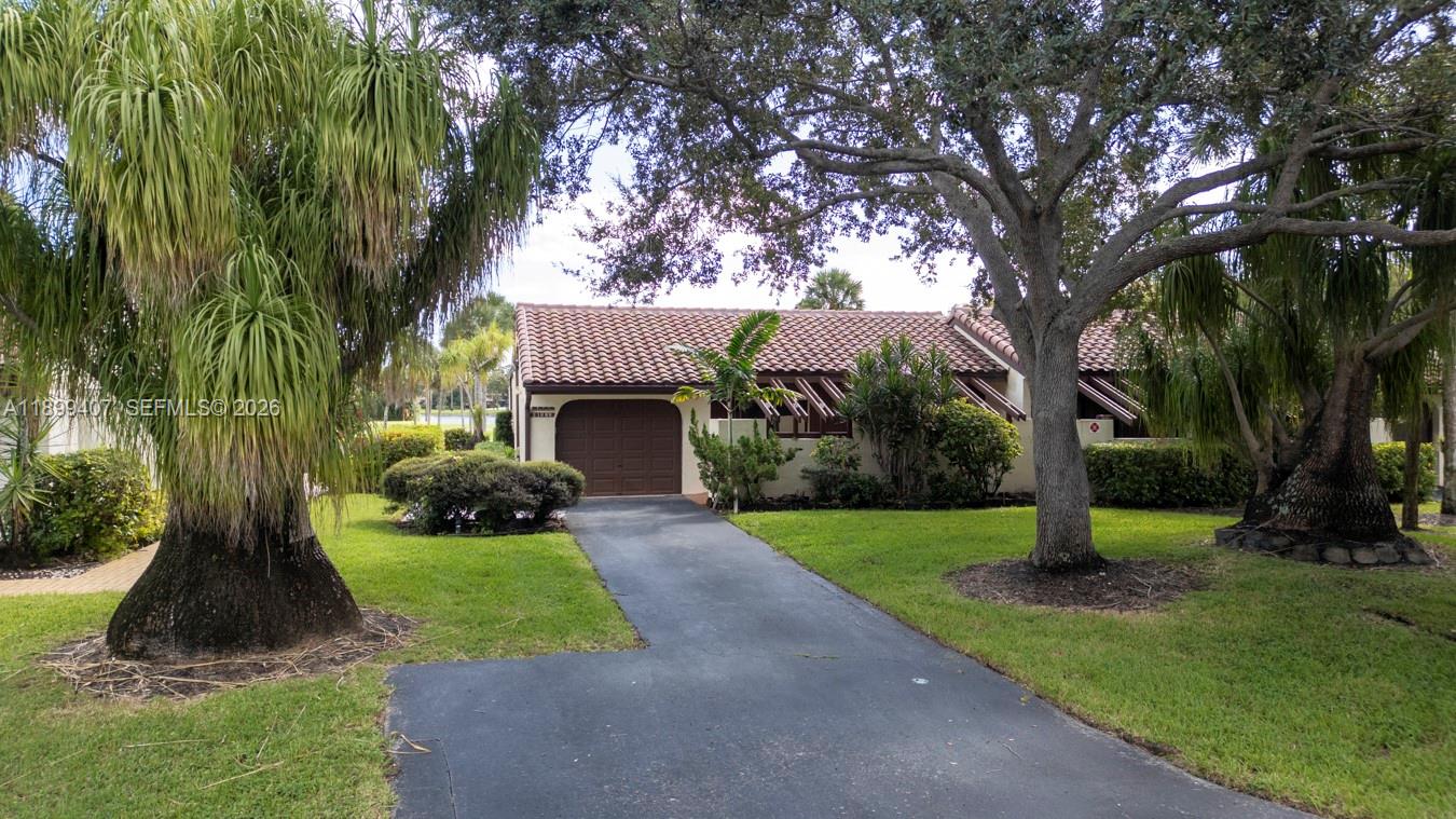 GLADES OF BOCA LAGO CONDO - Residential