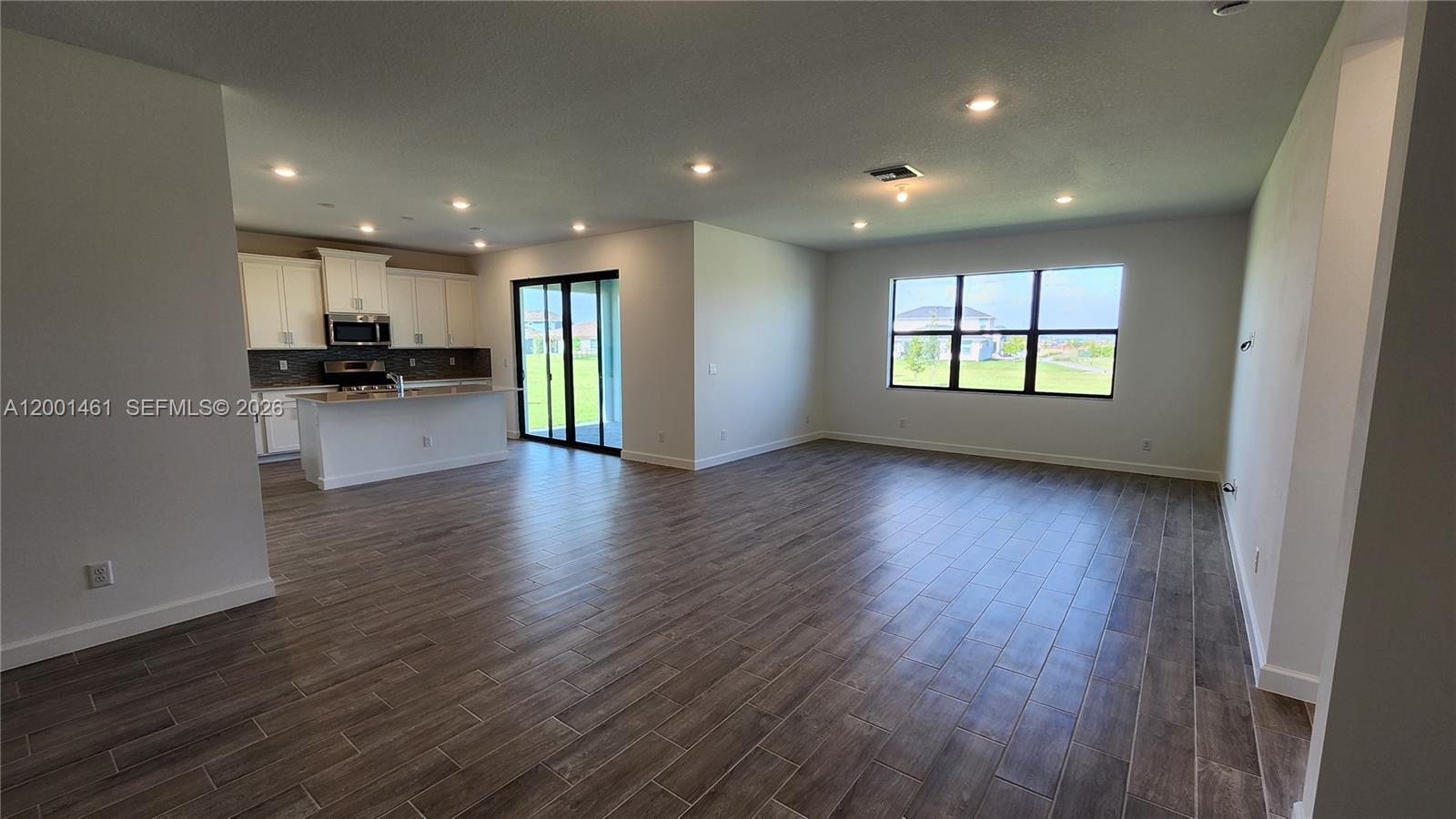 ARDEN PUD POD H SOUTH - Residential Lease