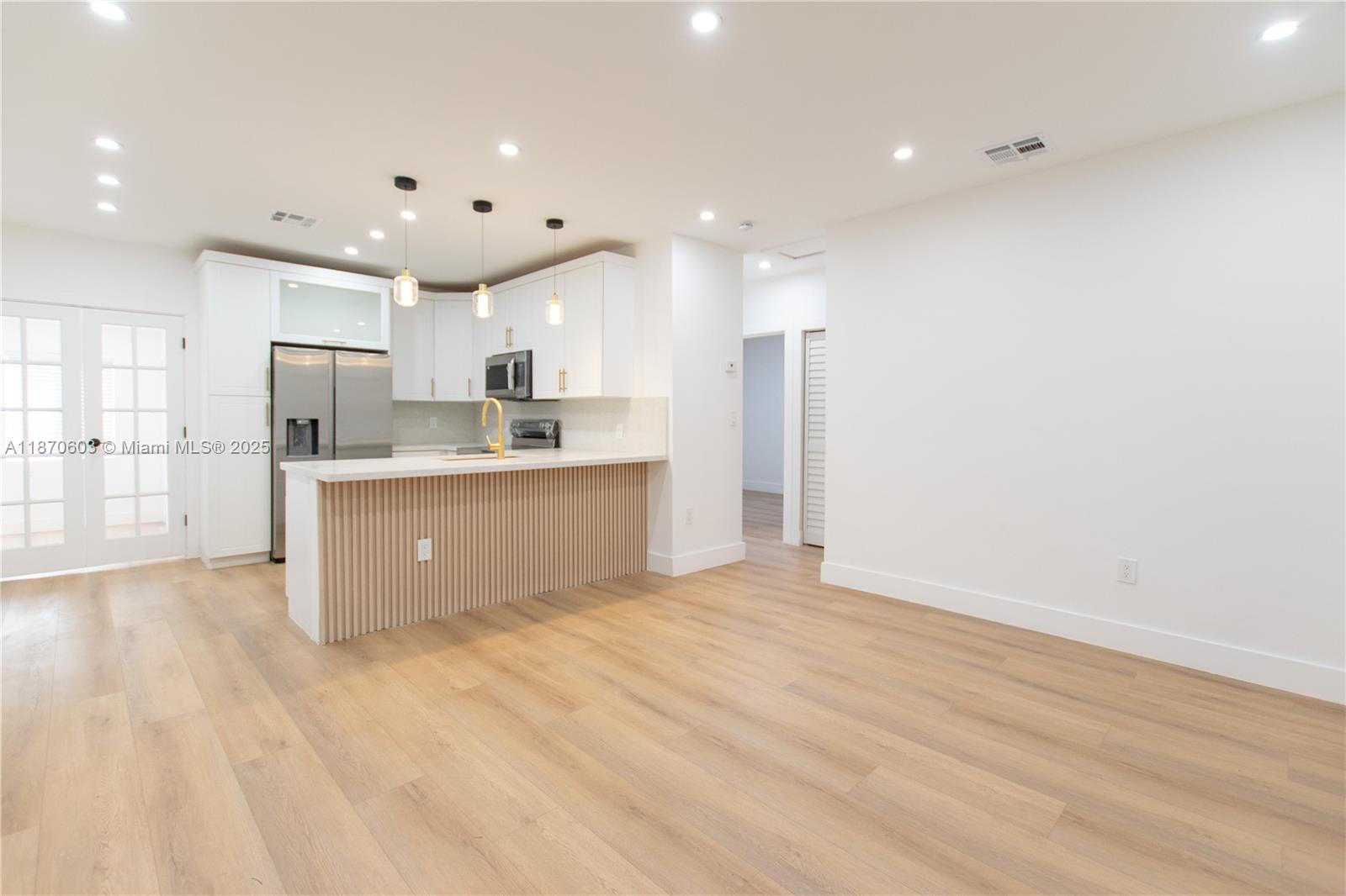 WOODLAND PARK AMD PLAT - Residential