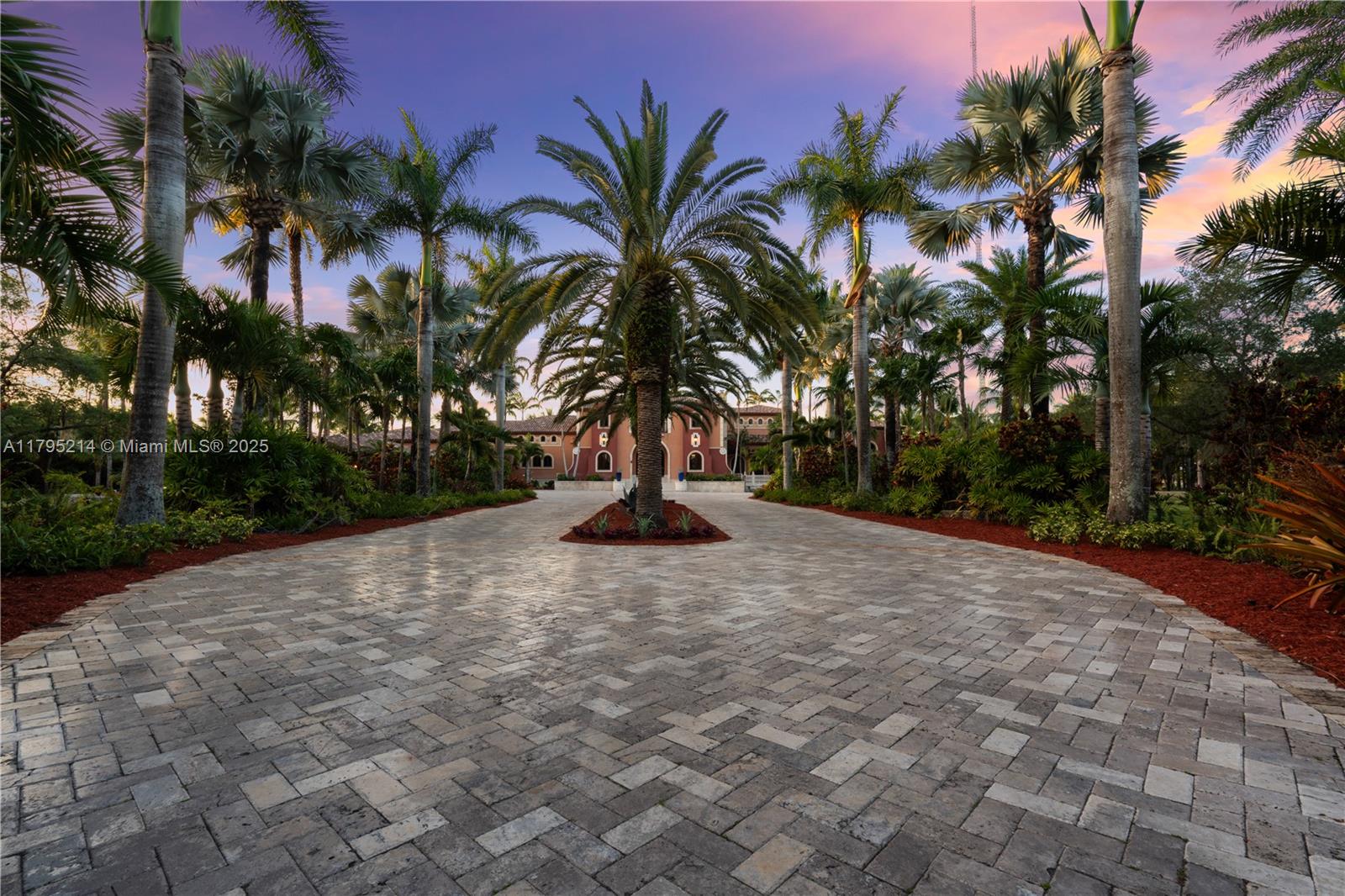 REDLANDS - Residential