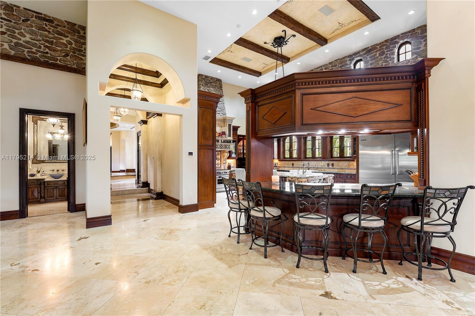 REDLANDS - Residential