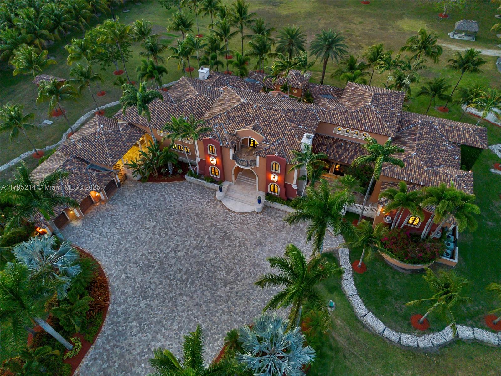 REDLANDS - Residential