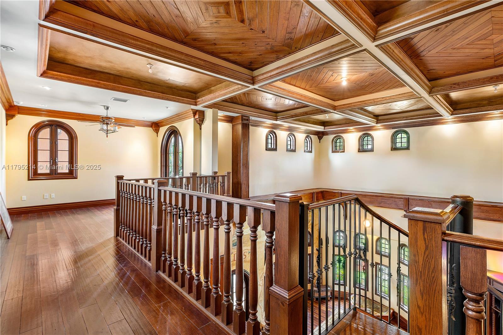 REDLANDS - Residential