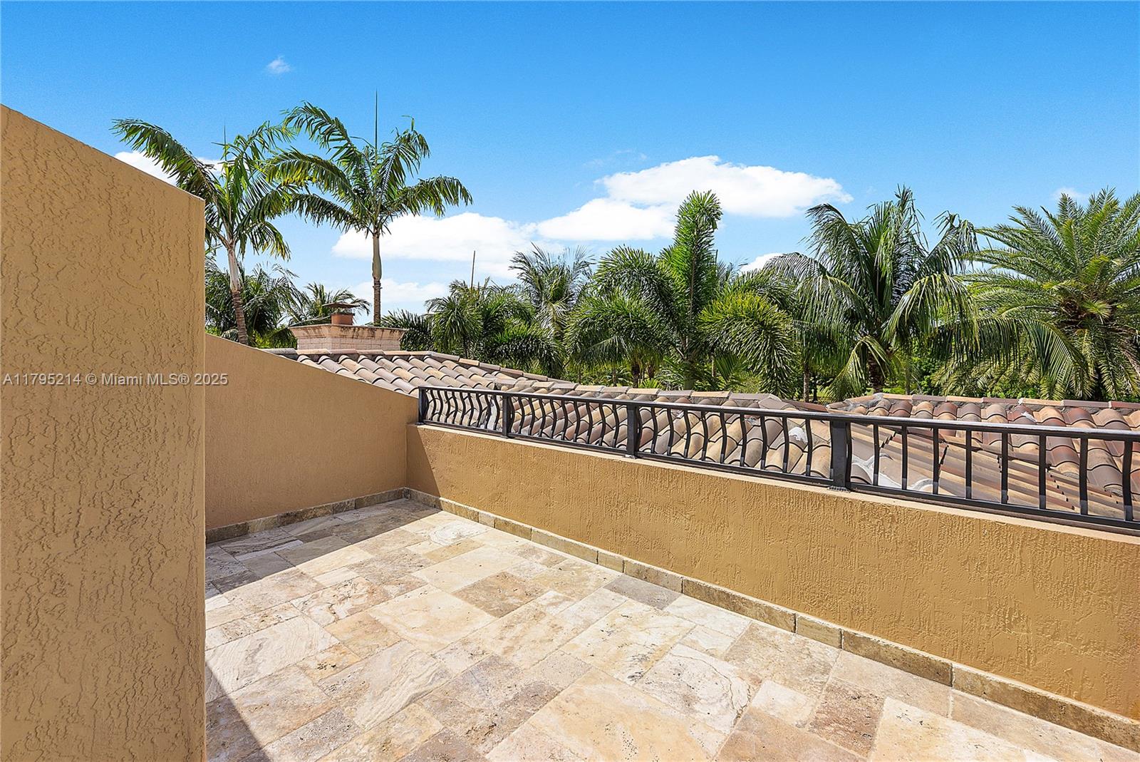 REDLANDS - Residential