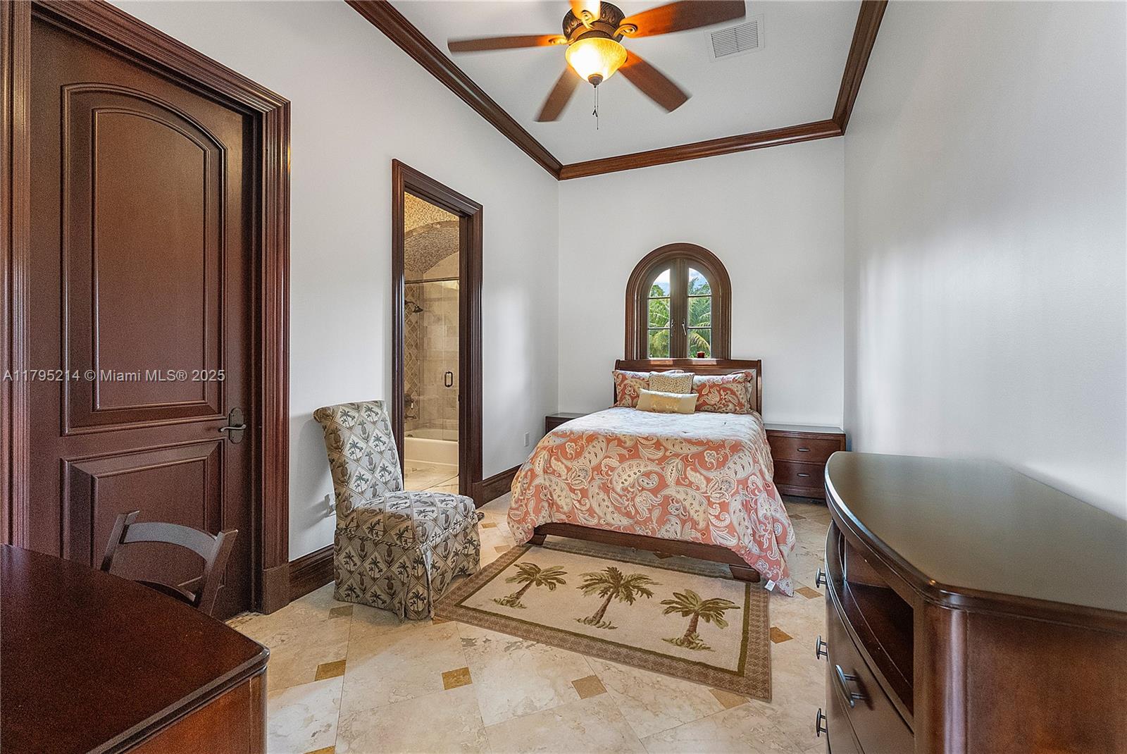 REDLANDS - Residential