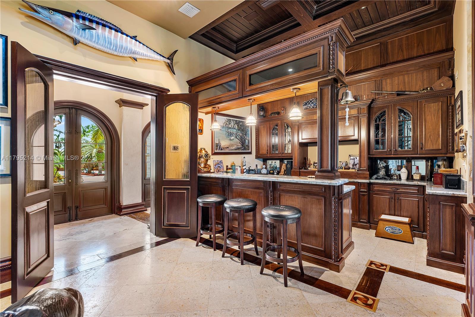 REDLANDS - Residential