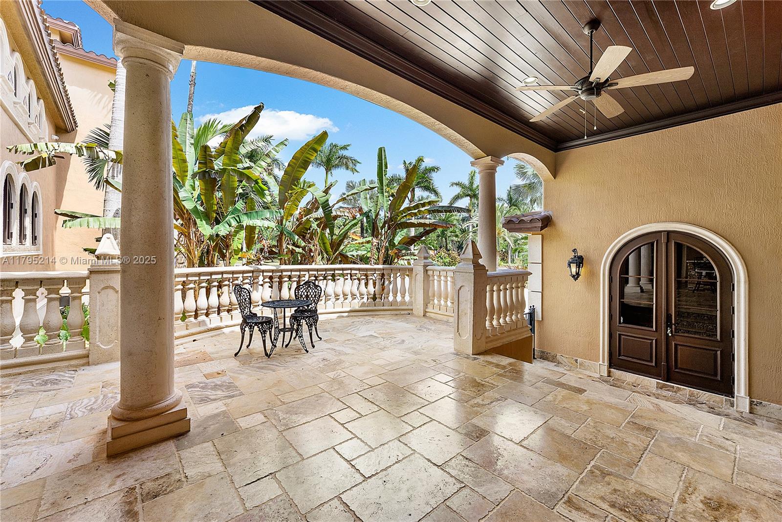 REDLANDS - Residential