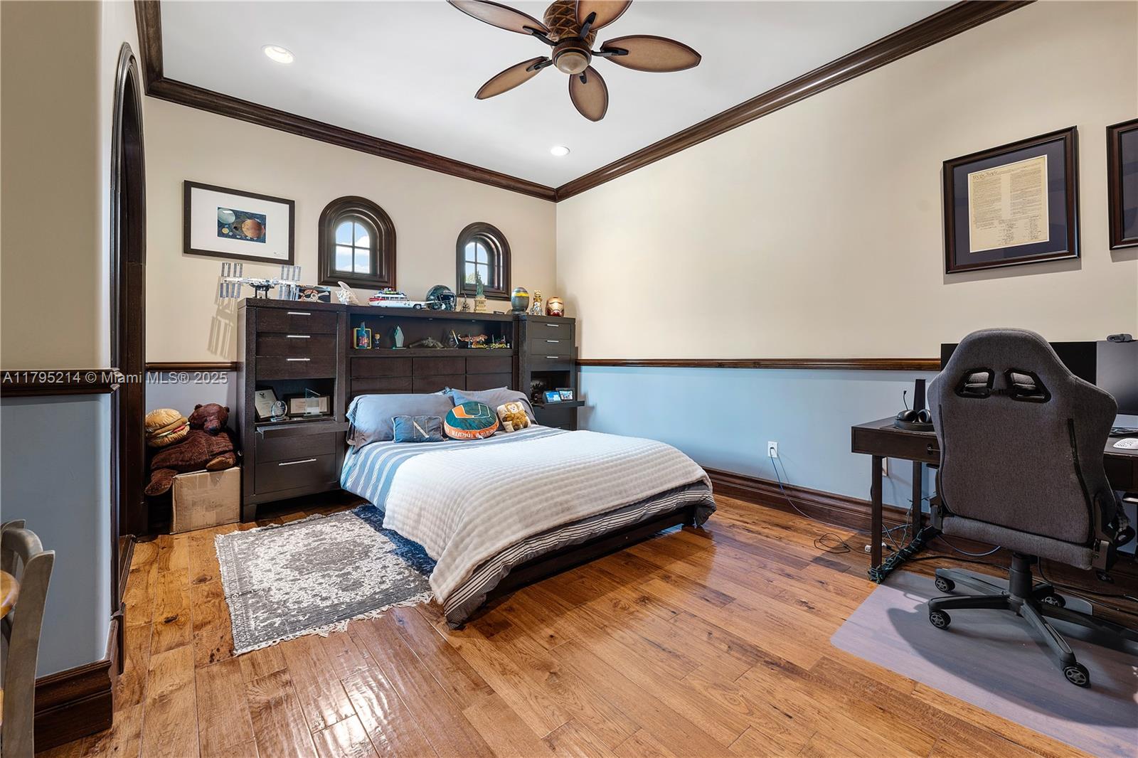 REDLANDS - Residential