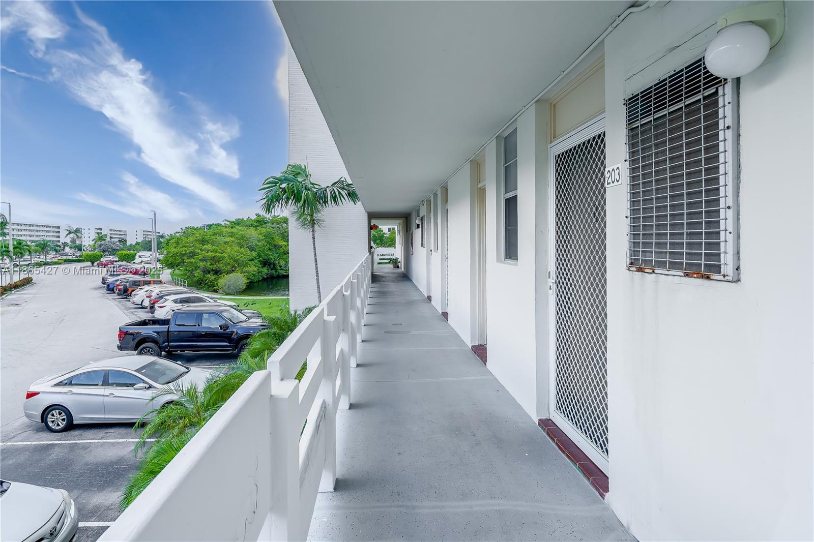 POINT EAST SEC 4 CONDO - Residential