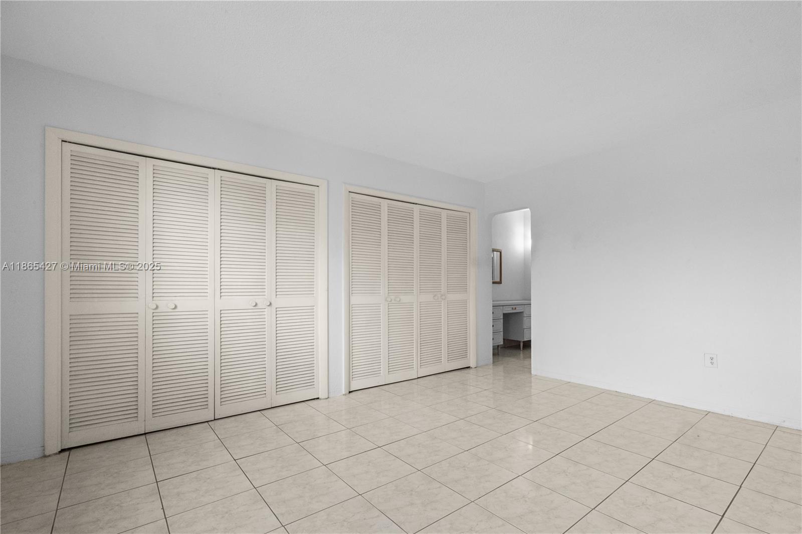 POINT EAST SEC 4 CONDO - Residential