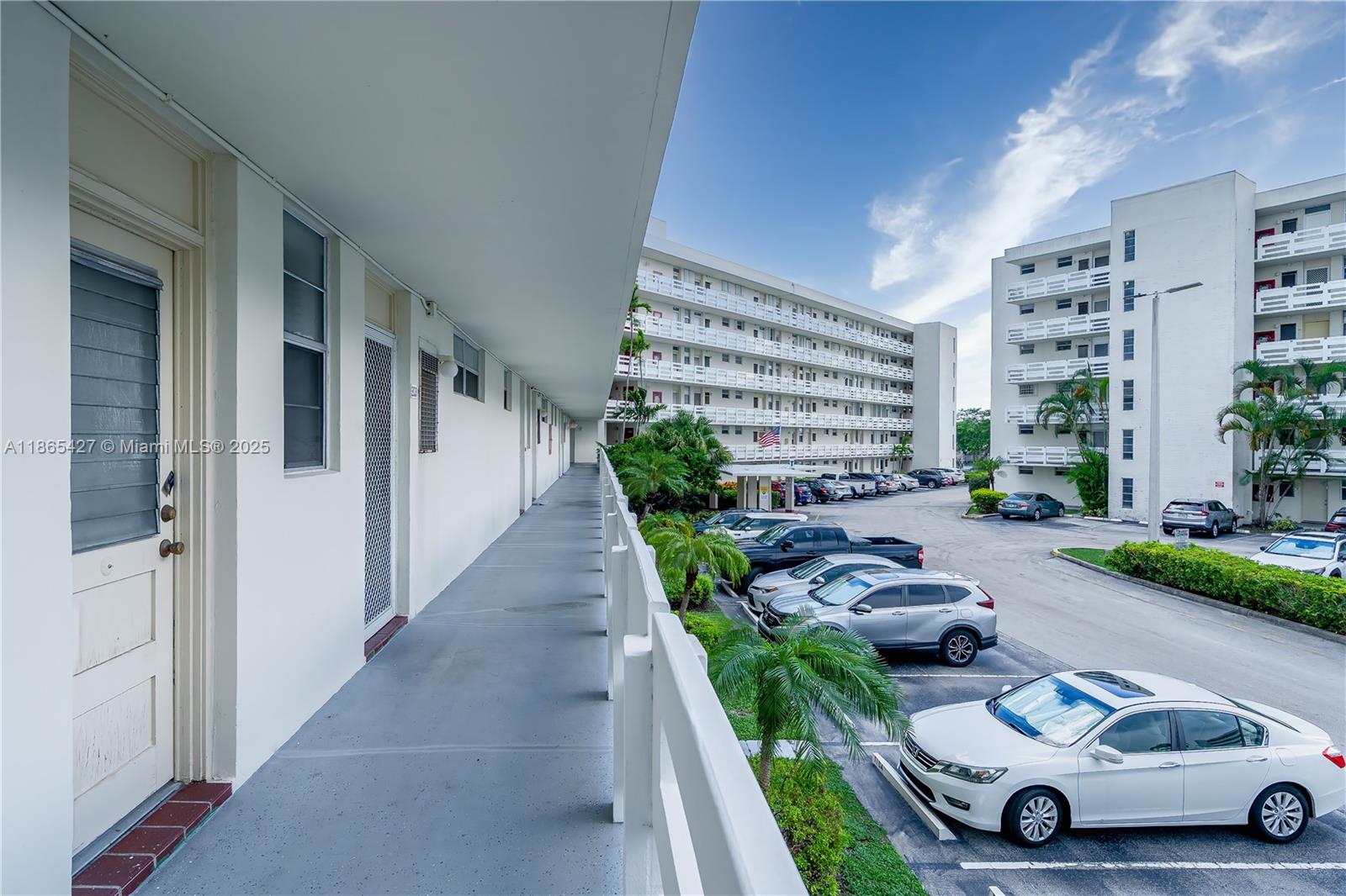 POINT EAST SEC 4 CONDO - Residential