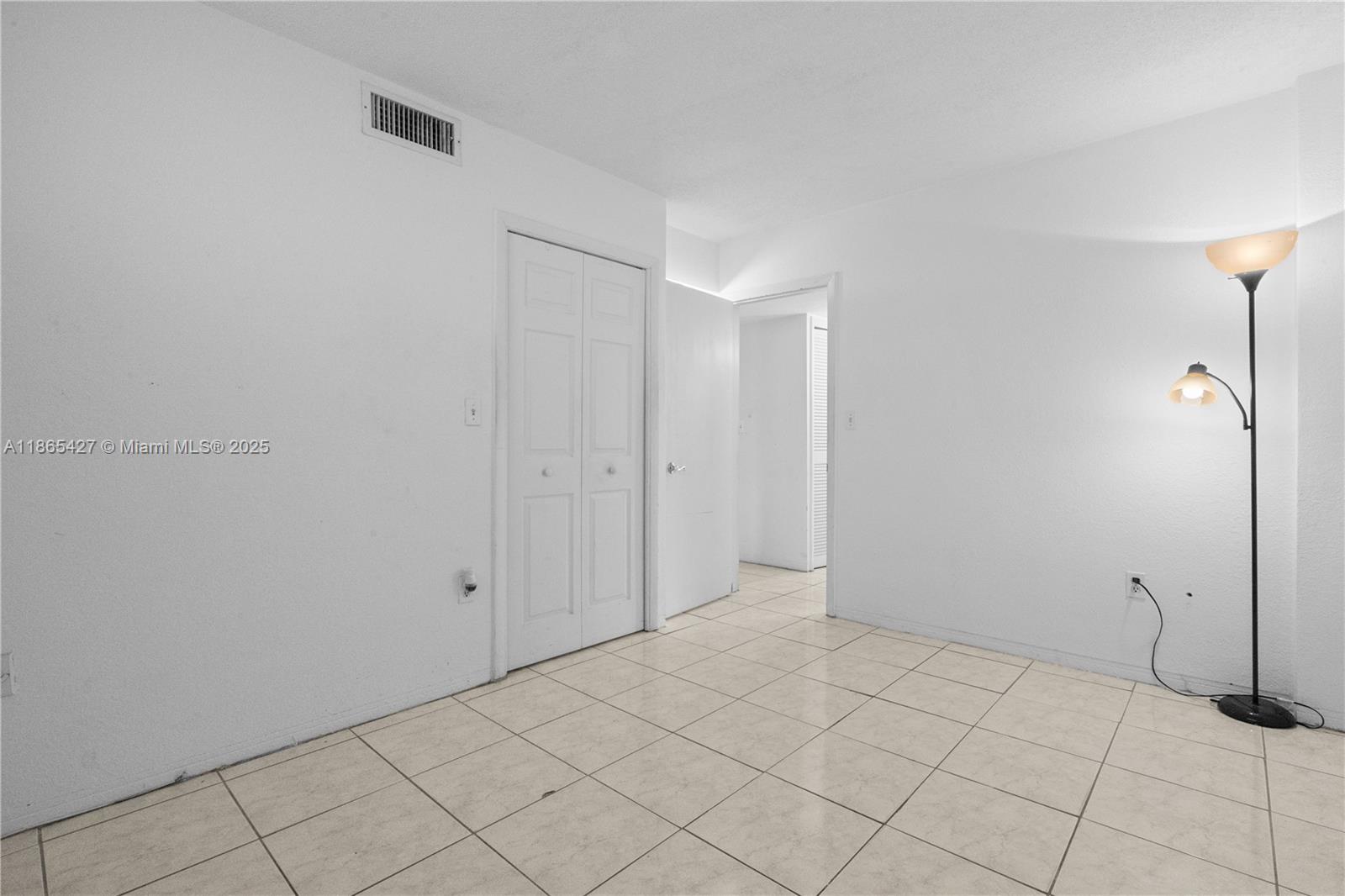 POINT EAST SEC 4 CONDO - Residential