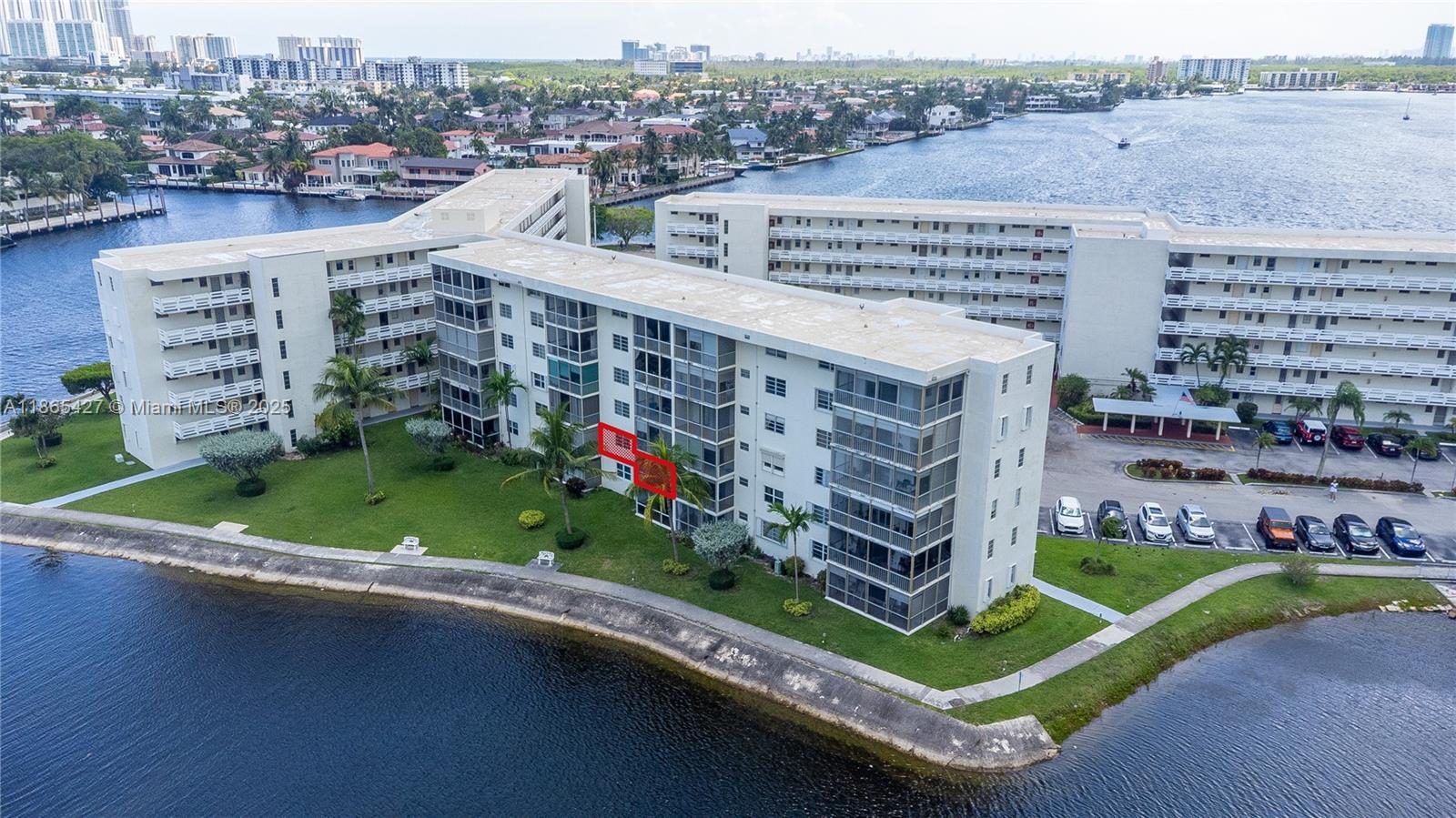 POINT EAST SEC 4 CONDO - Residential