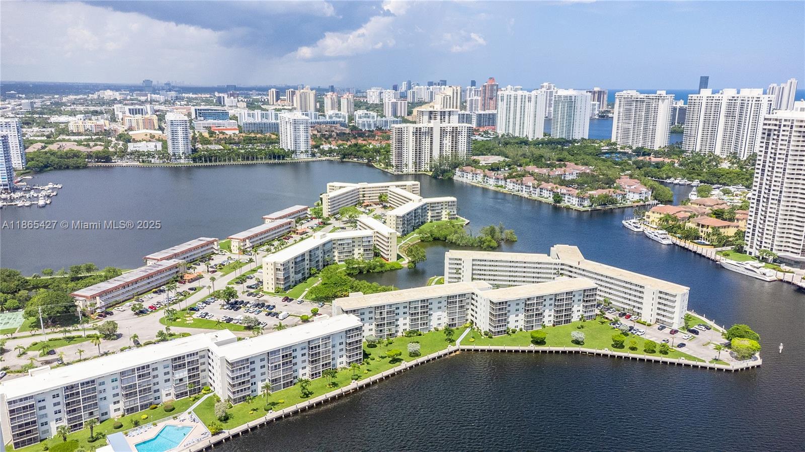 POINT EAST SEC 4 CONDO - Residential