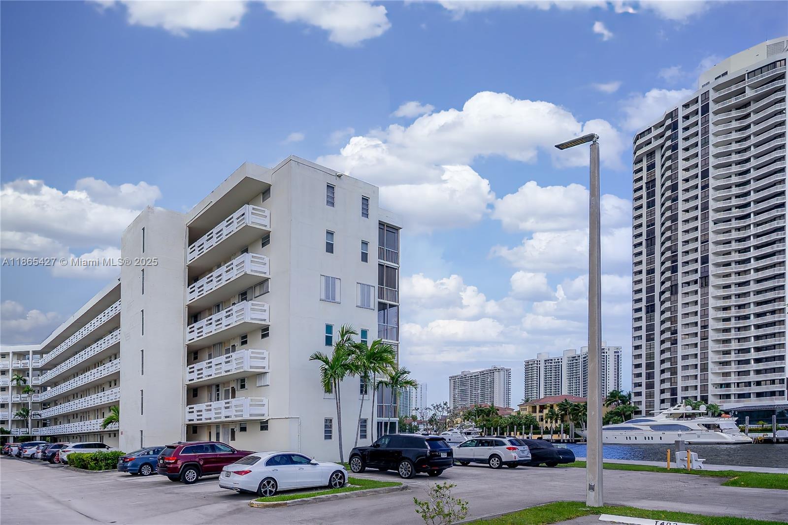 POINT EAST SEC 4 CONDO - Residential