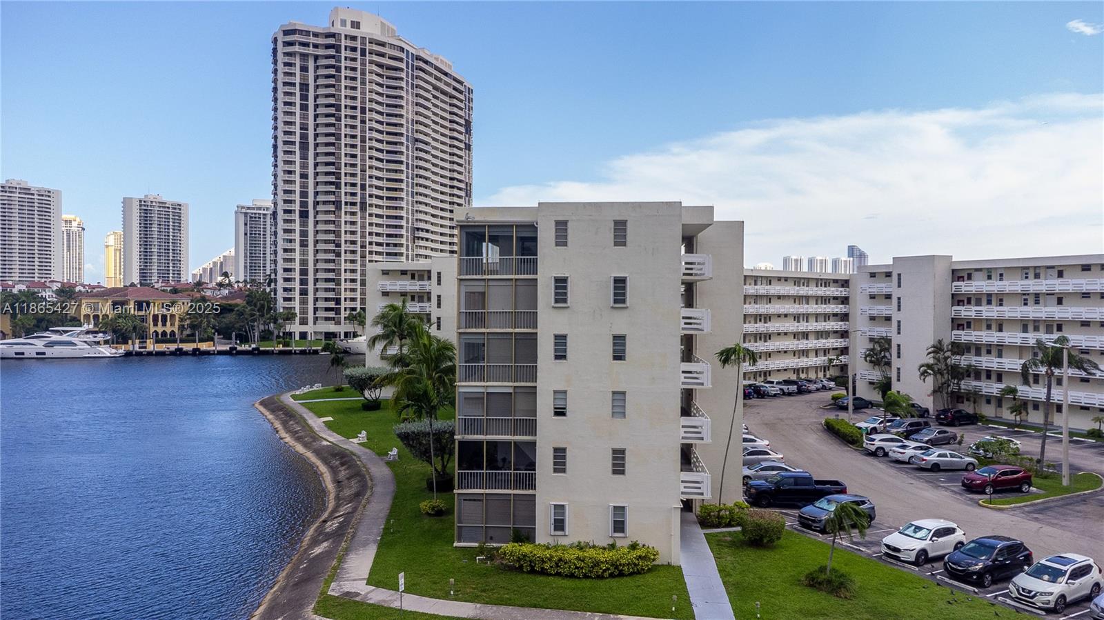 POINT EAST SEC 4 CONDO - Residential