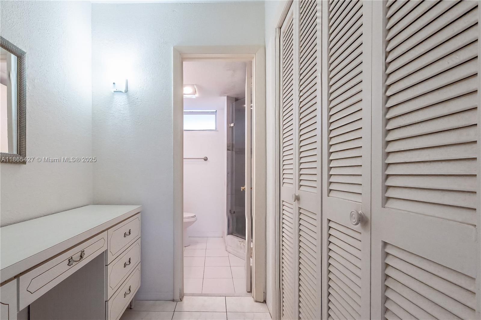 POINT EAST SEC 4 CONDO - Residential