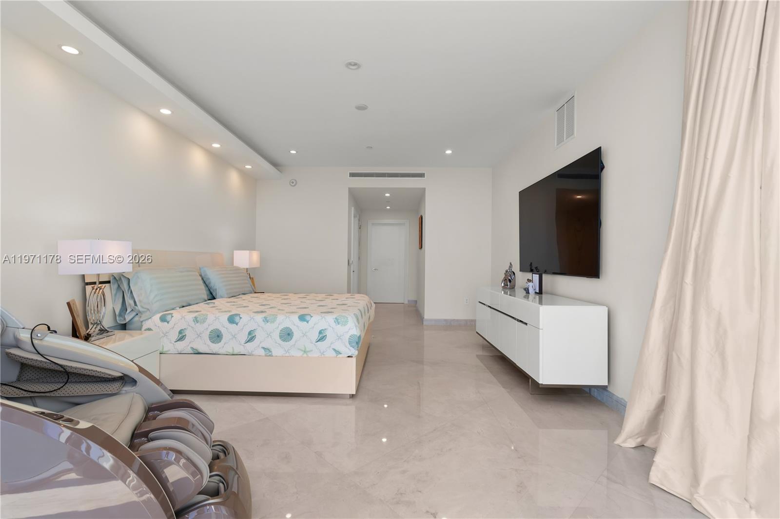 JADE BEACH CONDO - Residential