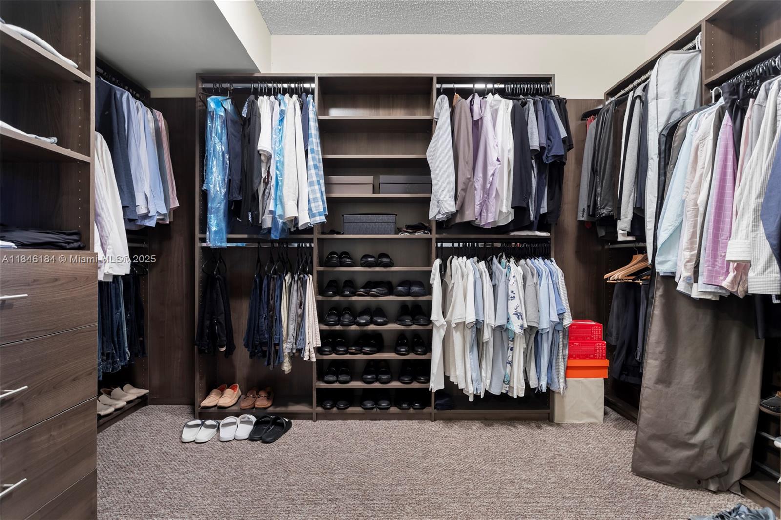 ATLANTIC III AT THE POINT - Residential Lease