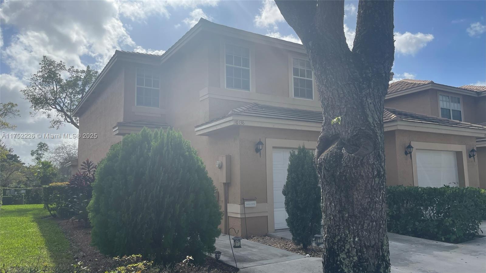 Rental Property at 10138 Royal Palm Blvd 401-4, Coral Springs, Broward County, Florida - Bedrooms: 3 
Bathrooms: 3  - $3,200 MO.
