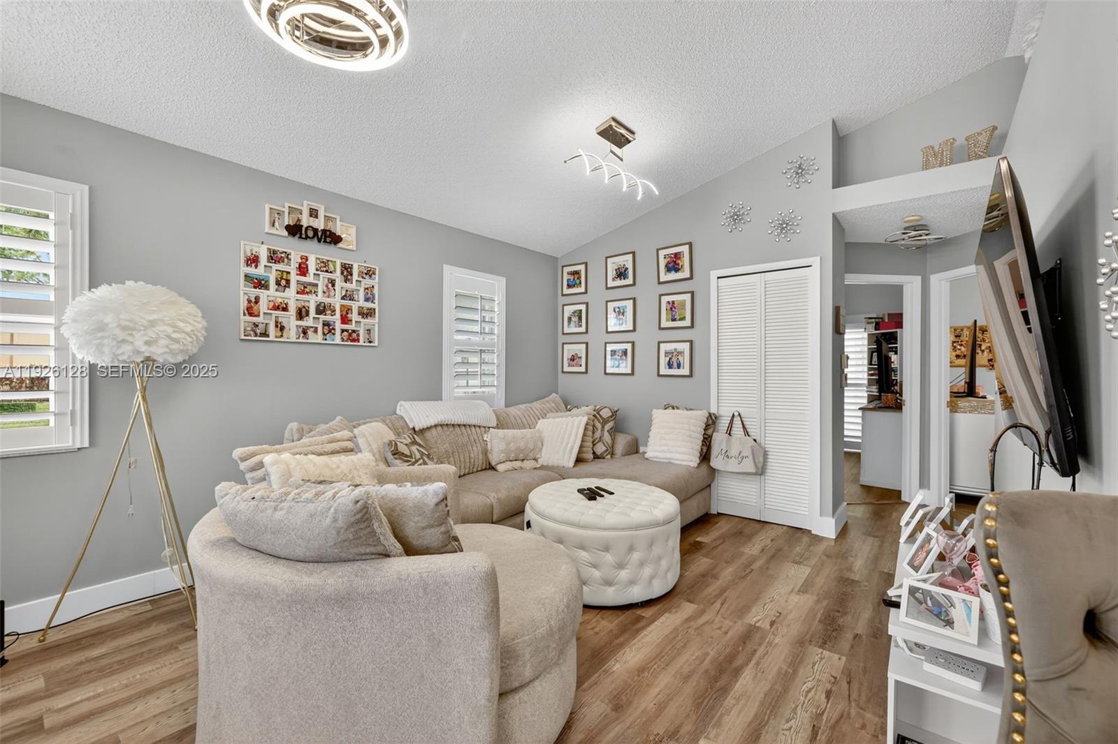 KINGS ISLE PHASE VIII-A - Residential Lease