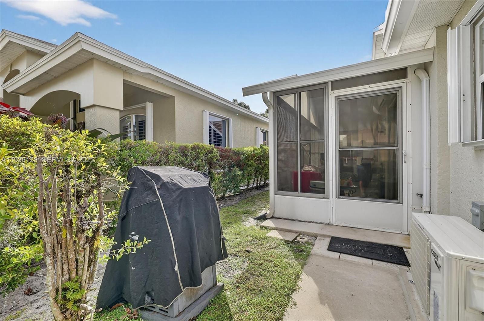 KINGS ISLE PHASE VIII-A - Residential Lease