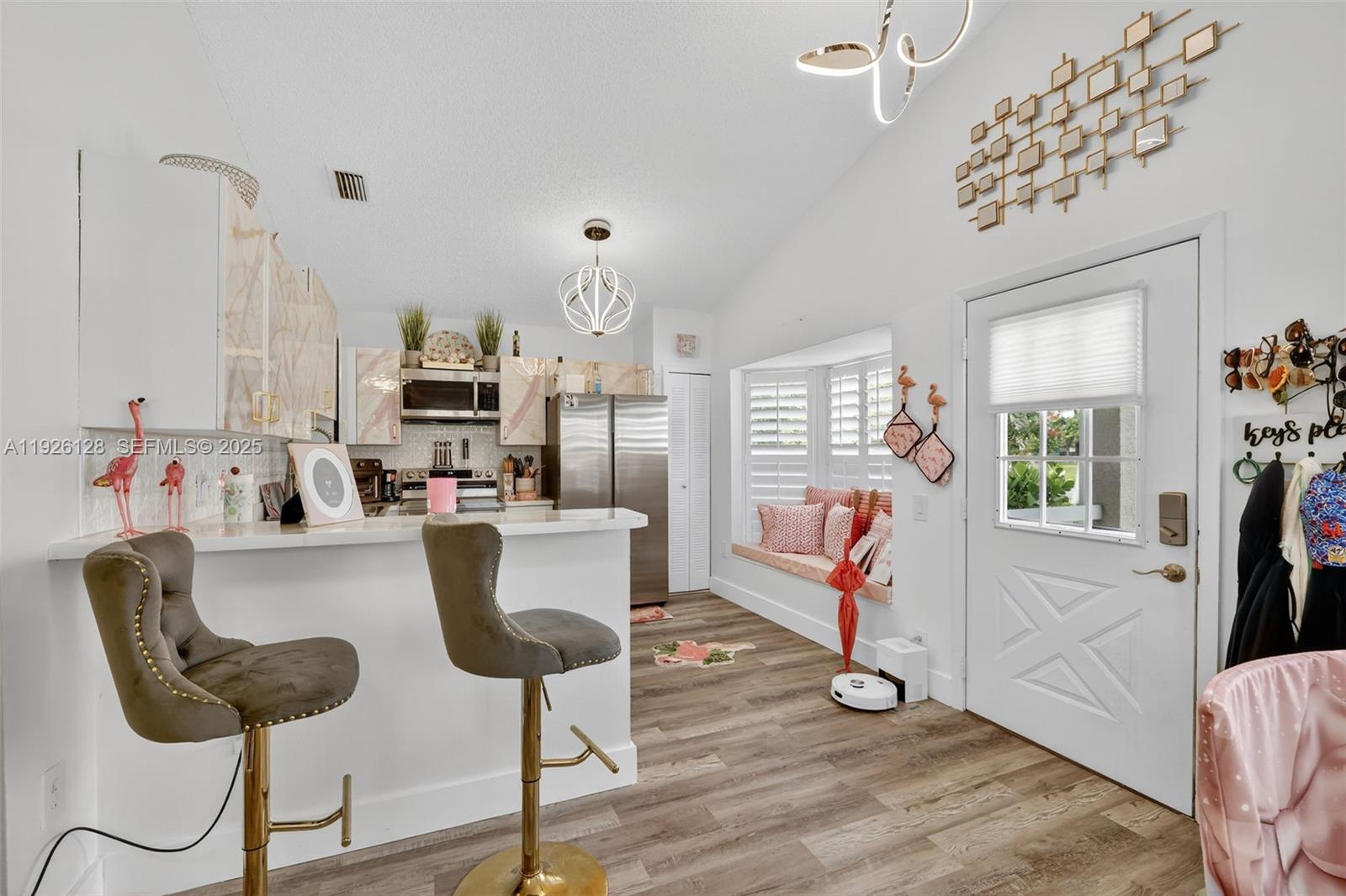 KINGS ISLE PHASE VIII-A - Residential Lease