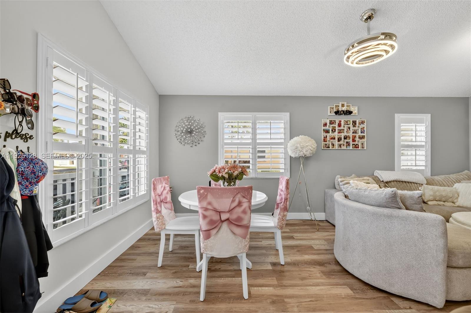 KINGS ISLE PHASE VIII-A - Residential Lease