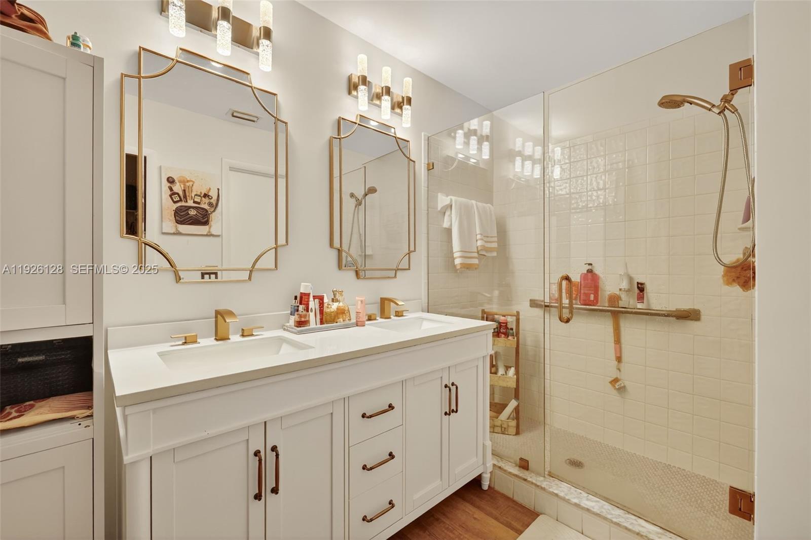 KINGS ISLE PHASE VIII-A - Residential Lease