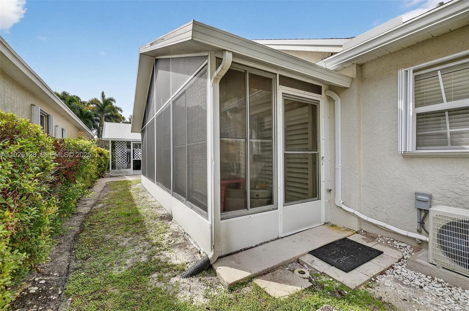 KINGS ISLE PHASE VIII-A - Residential Lease