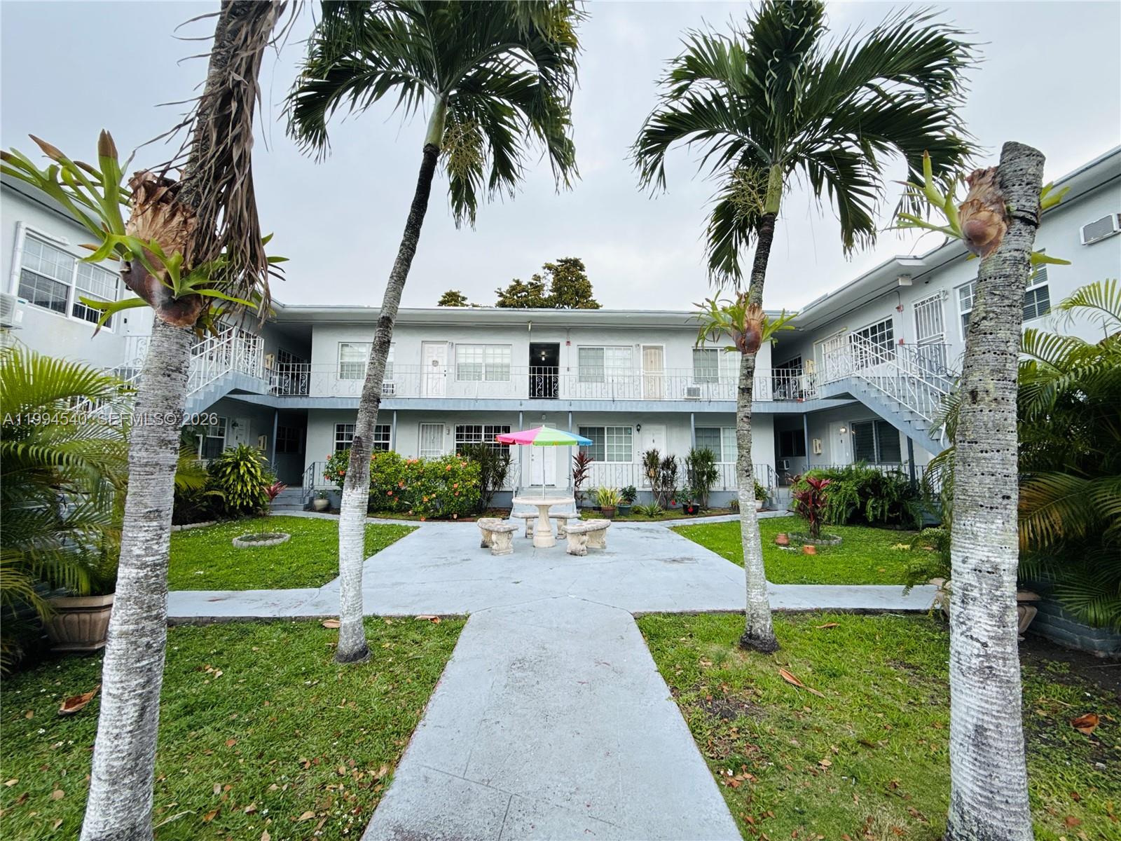 LOS JARDINES CONDO - Residential