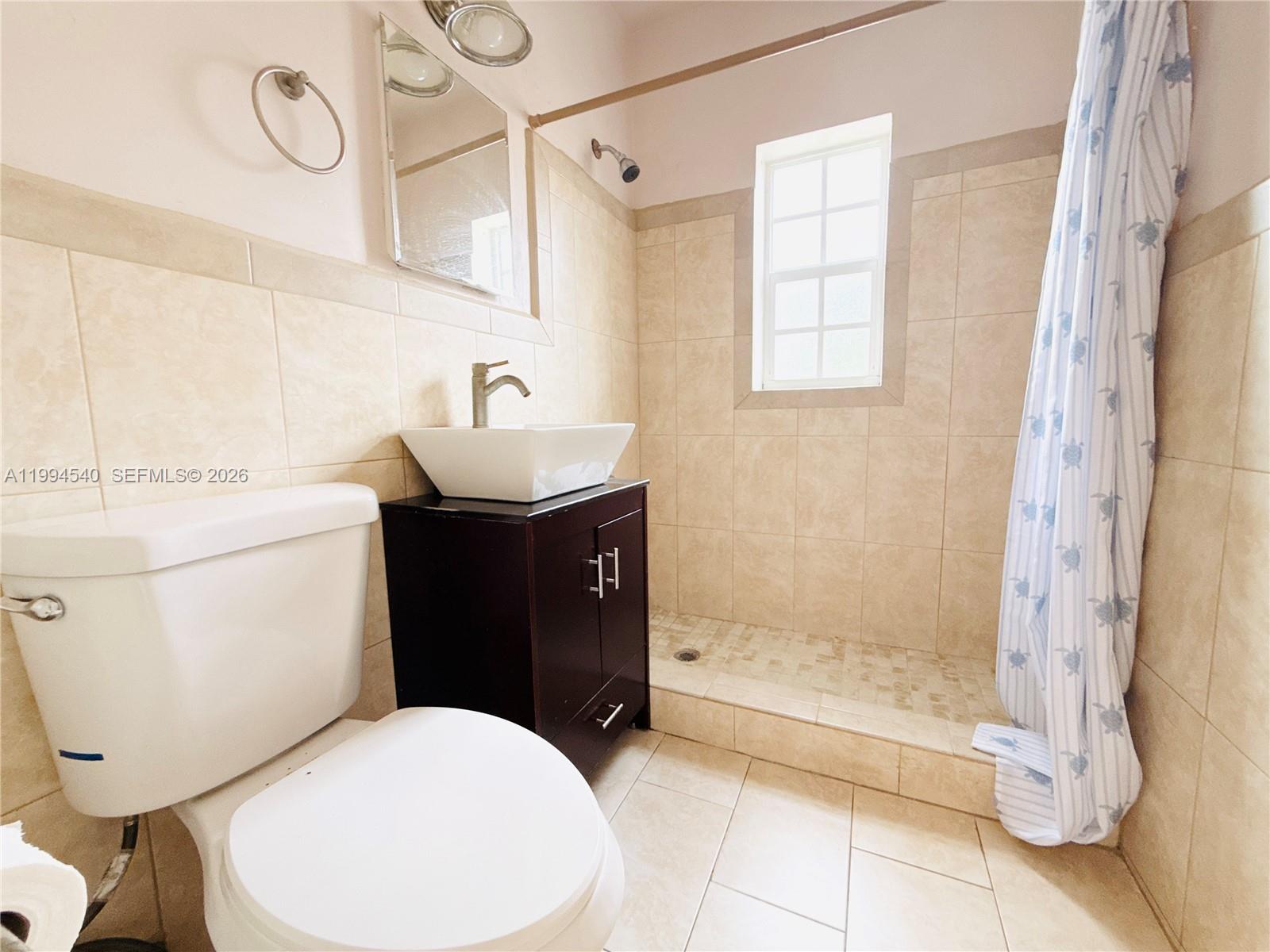 LOS JARDINES CONDO - Residential