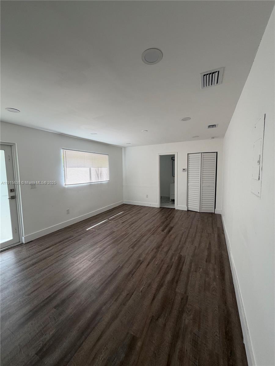 PHELANS MANOR - Residential Lease