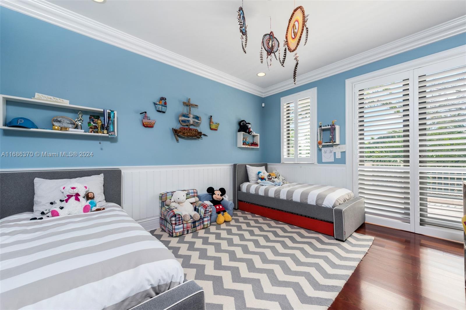 TROPICAL ISLE HOMES SUB 4 - Residential