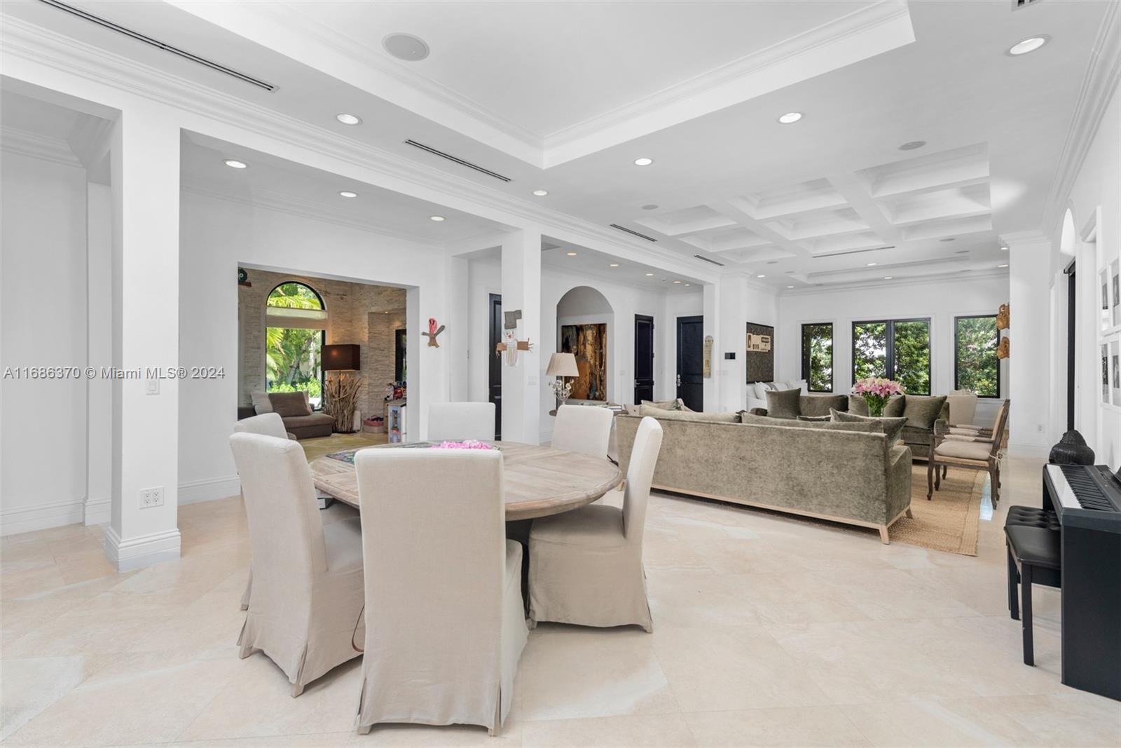 TROPICAL ISLE HOMES SUB 4 - Residential
