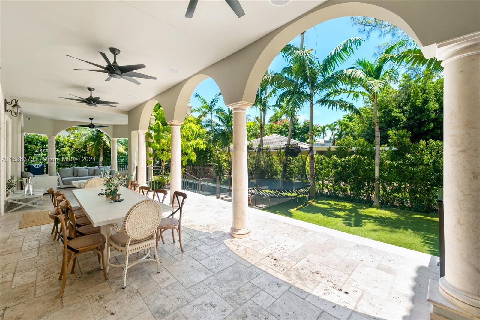 TROPICAL ISLE HOMES SUB 4 - Residential