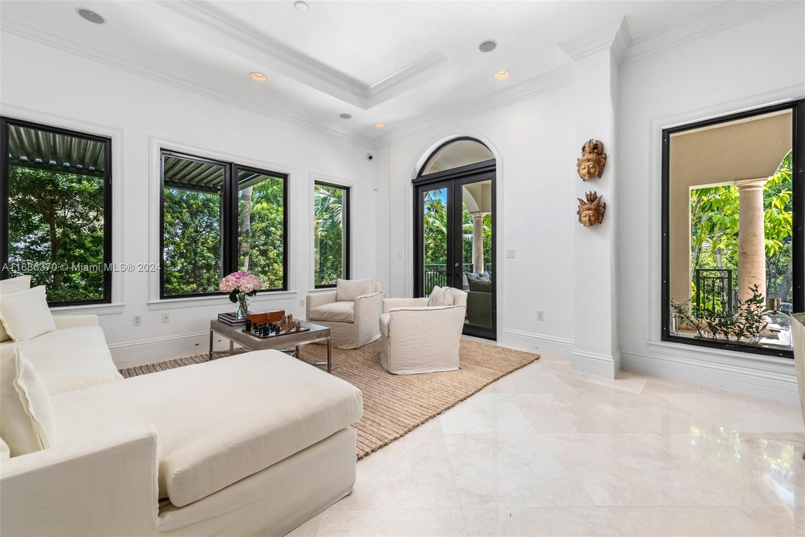 TROPICAL ISLE HOMES SUB 4 - Residential