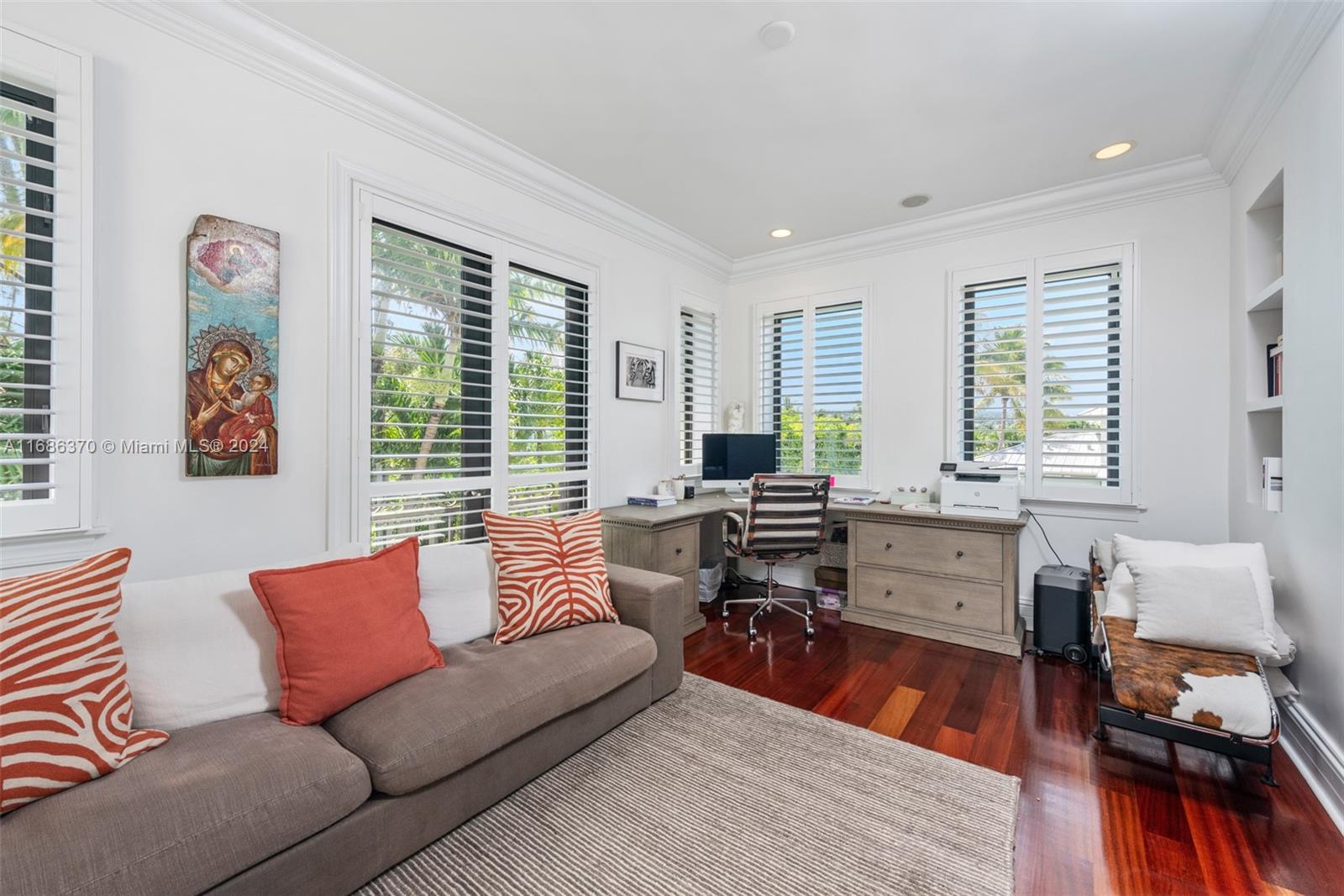 TROPICAL ISLE HOMES SUB 4 - Residential