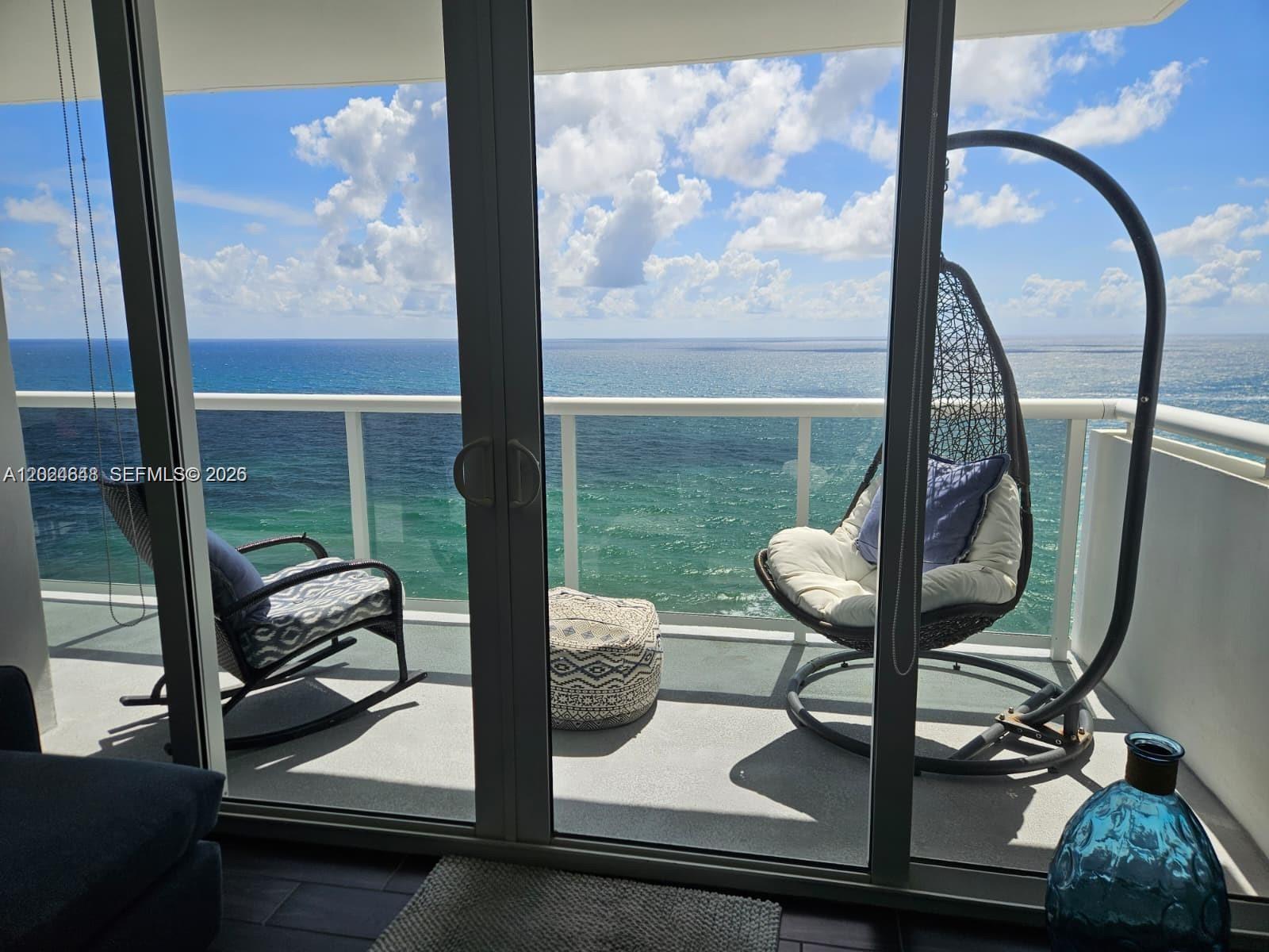 3140 S Ocean Dr 1705, Hallandale Beach, FL, 33009/$819,900 4 3140 S Ocean Dr 1705