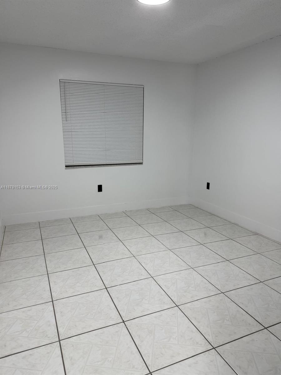 GARDEN CIRCLE - Residential