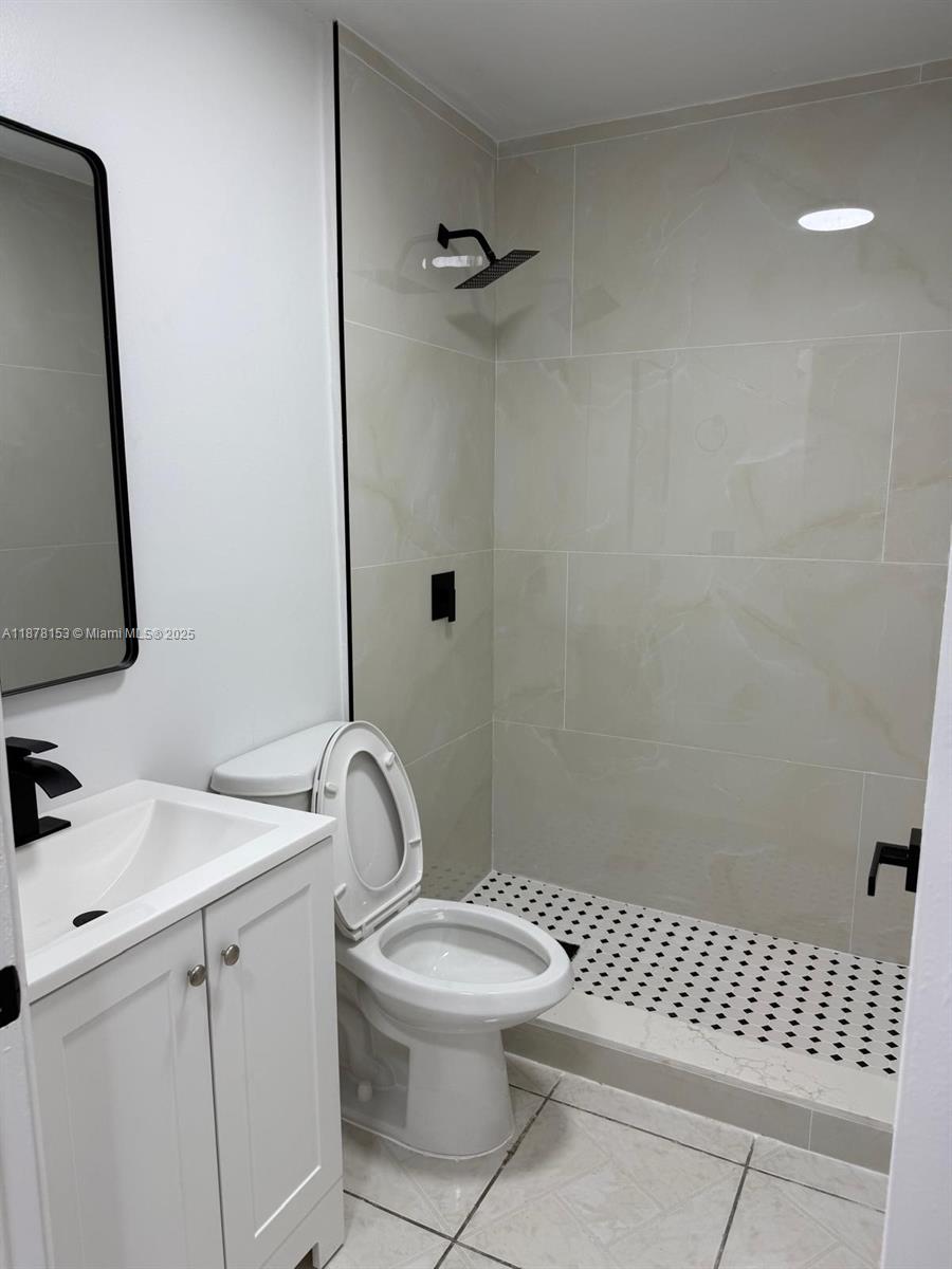 GARDEN CIRCLE - Residential